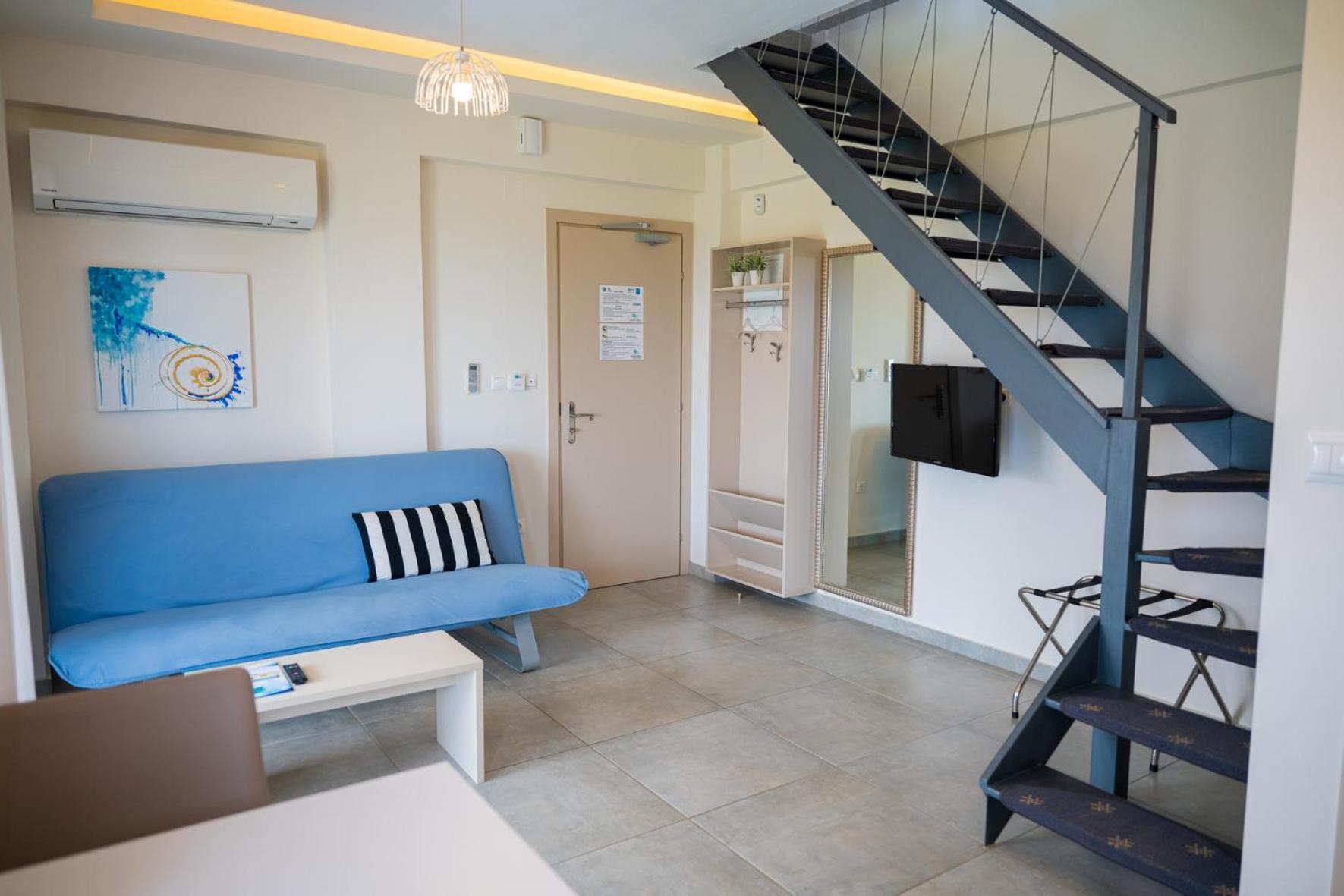 Callista Apartment *